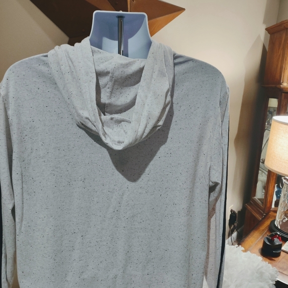 Pro Player brand, Large Hoodie NWT, no price - Picture 2 of 6